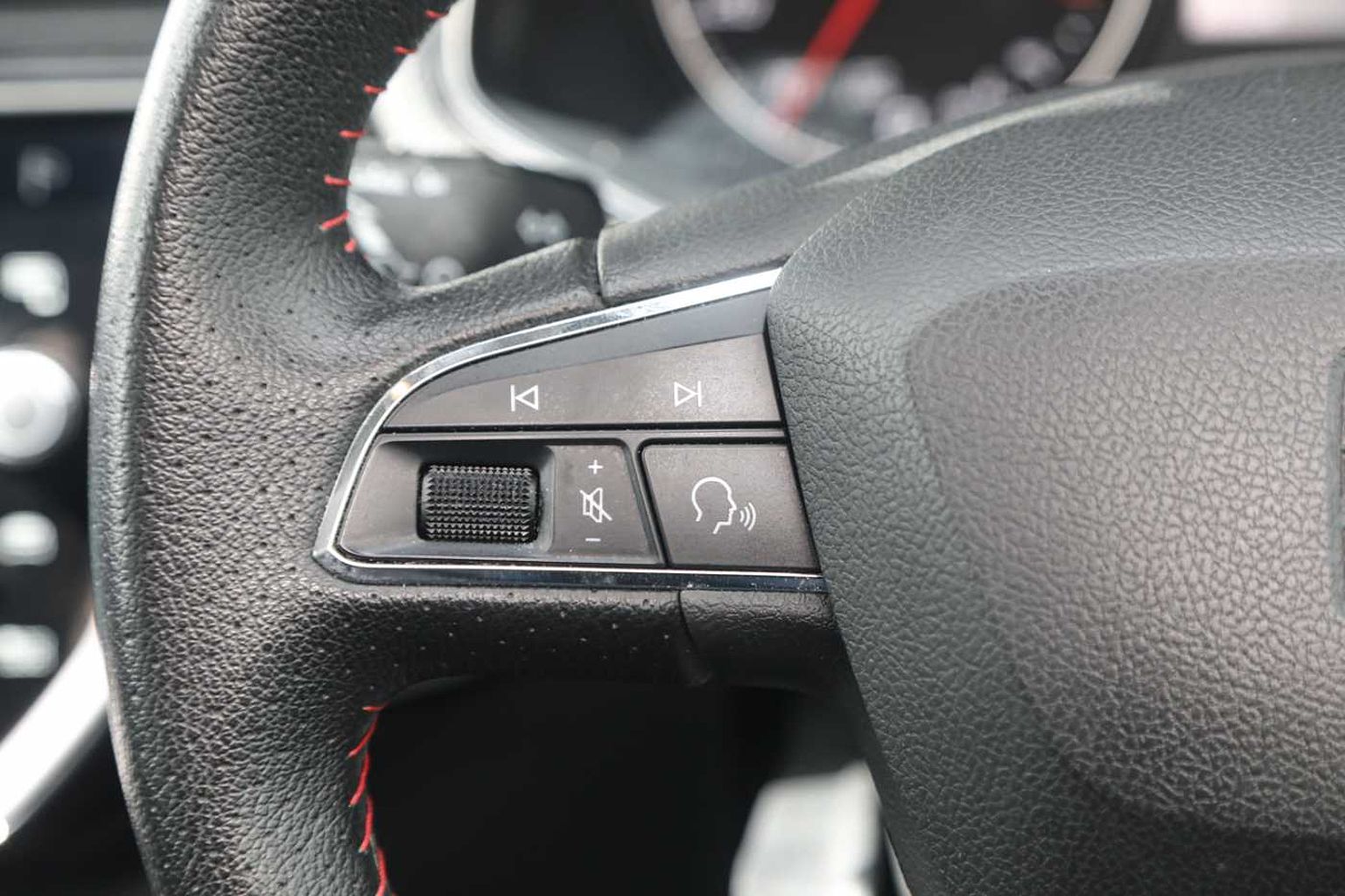 SEAT Ibiza 1.0 TSI (115ps) FR (s/s) 5-Door