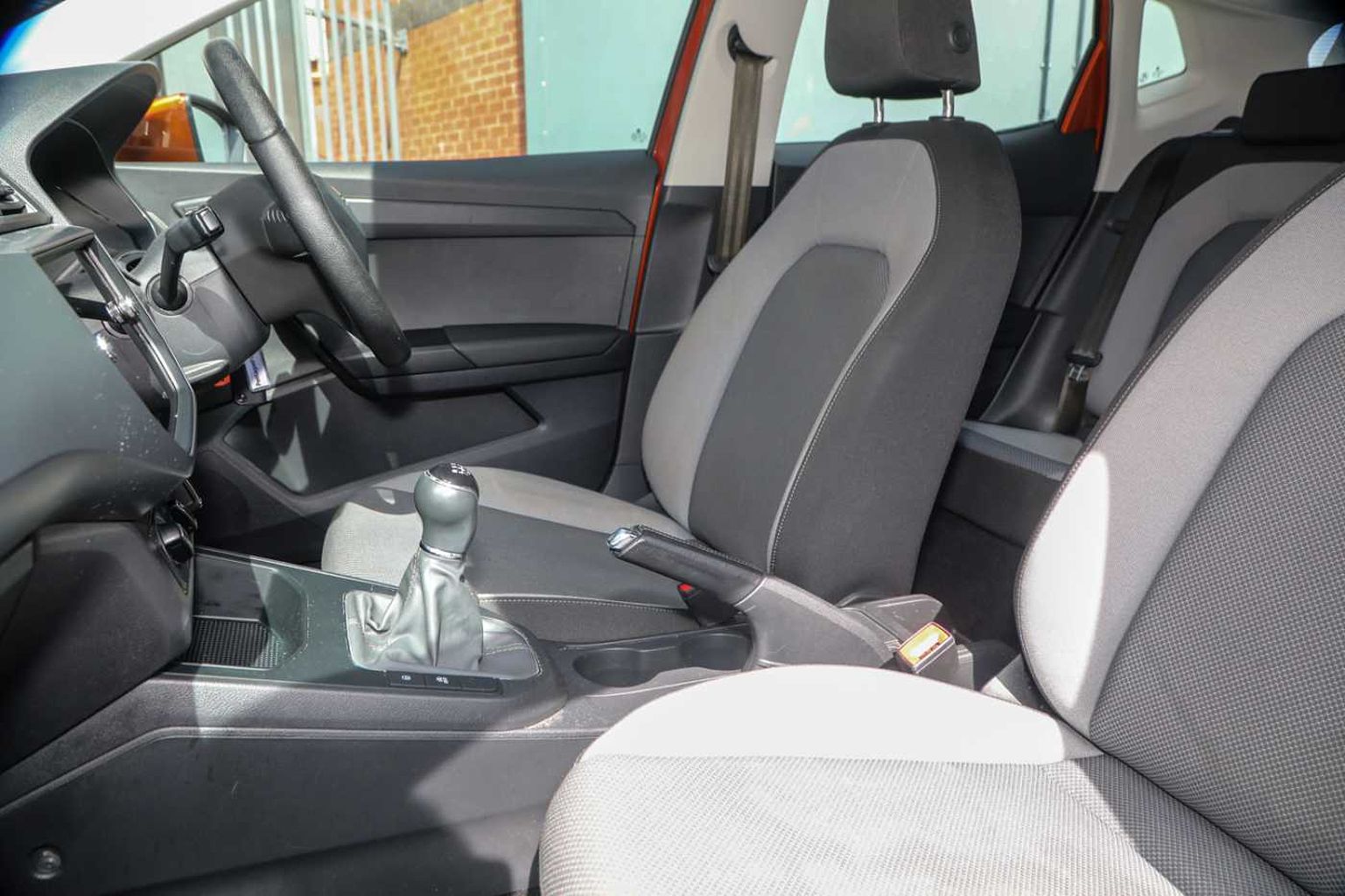 SEAT Ibiza 1.0 MPI (80ps) SE Technology (s/s) 5-Door
