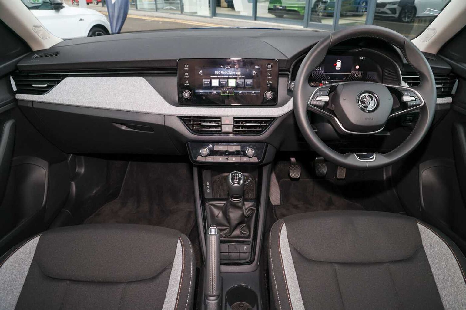 SKODA Kamiq Hatchback 1.0 TSI 95 SE 5dr