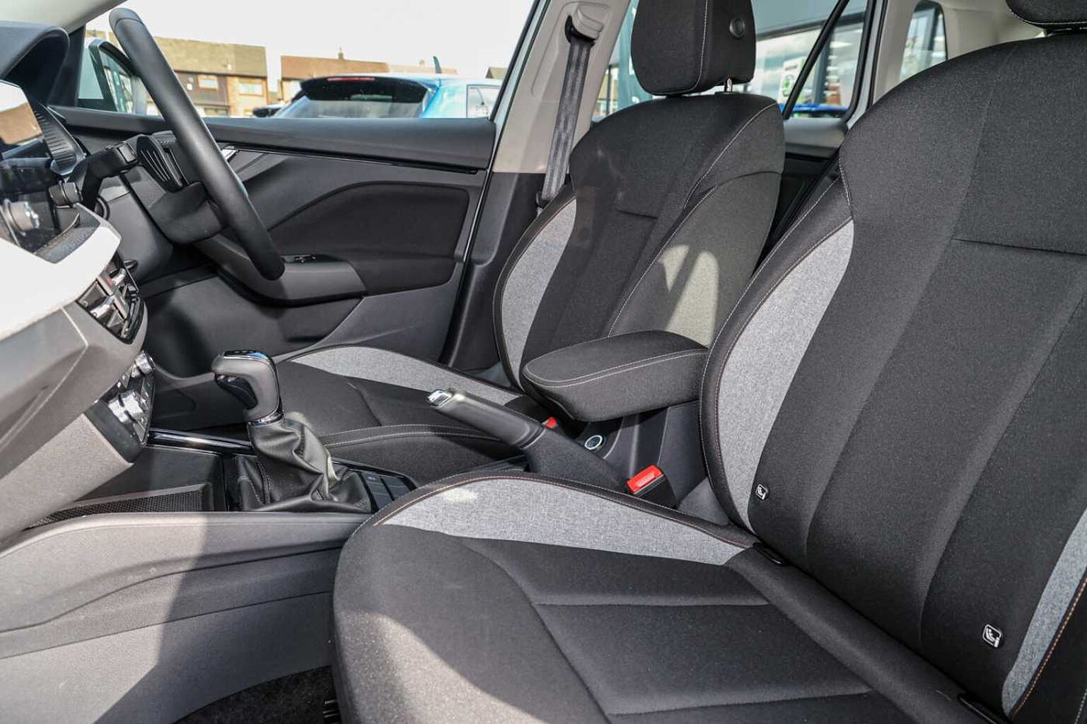 SKODA Kamiq Hatchback 1.5 TSI SE 5dr DSG